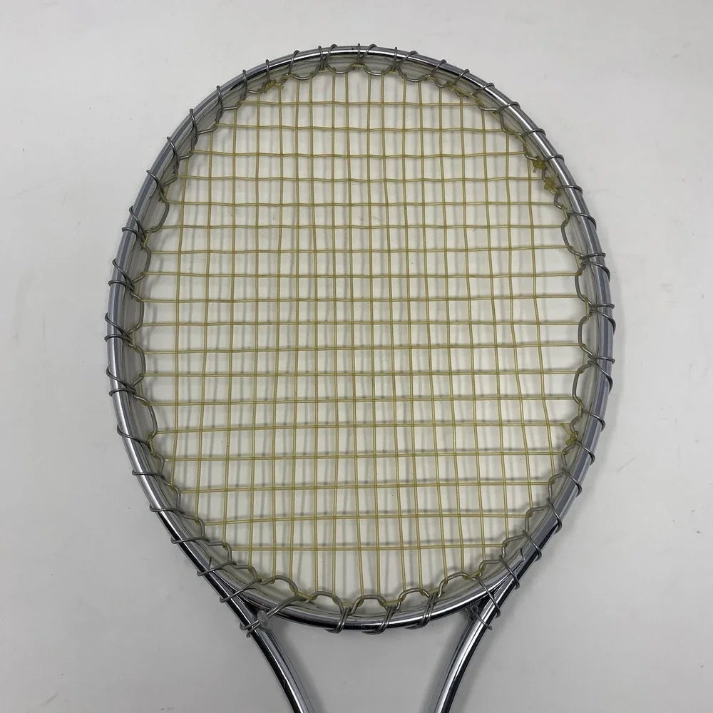 Vtg Wilson T2000 Tennis Racket with Cover 4.5